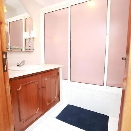 Lodge Guesthouse Lagos
